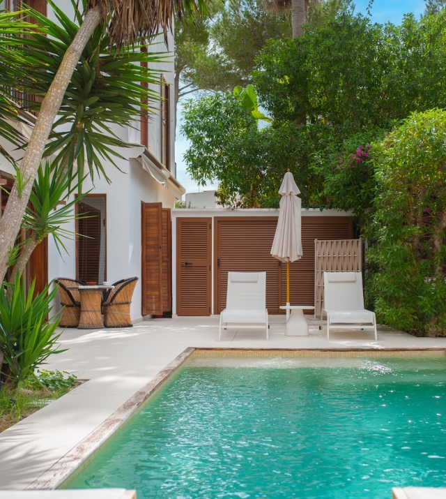 Resa estates Ibiza for sale te koop appartement Santa Gertrudis main photo pool ok.jpg